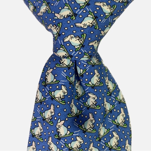 Vineyard Vines Other - Vineyard Vines Neck Tie Bunny Rabbit Skiing Blue Silk Made in USA Men's 3.75"